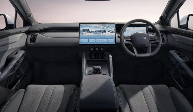 The cockpit, an immersive future-like experience.